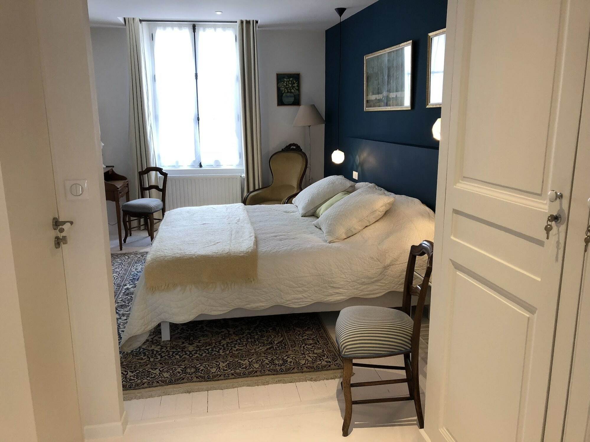Villa Mary Амбоаз Екстериор снимка
